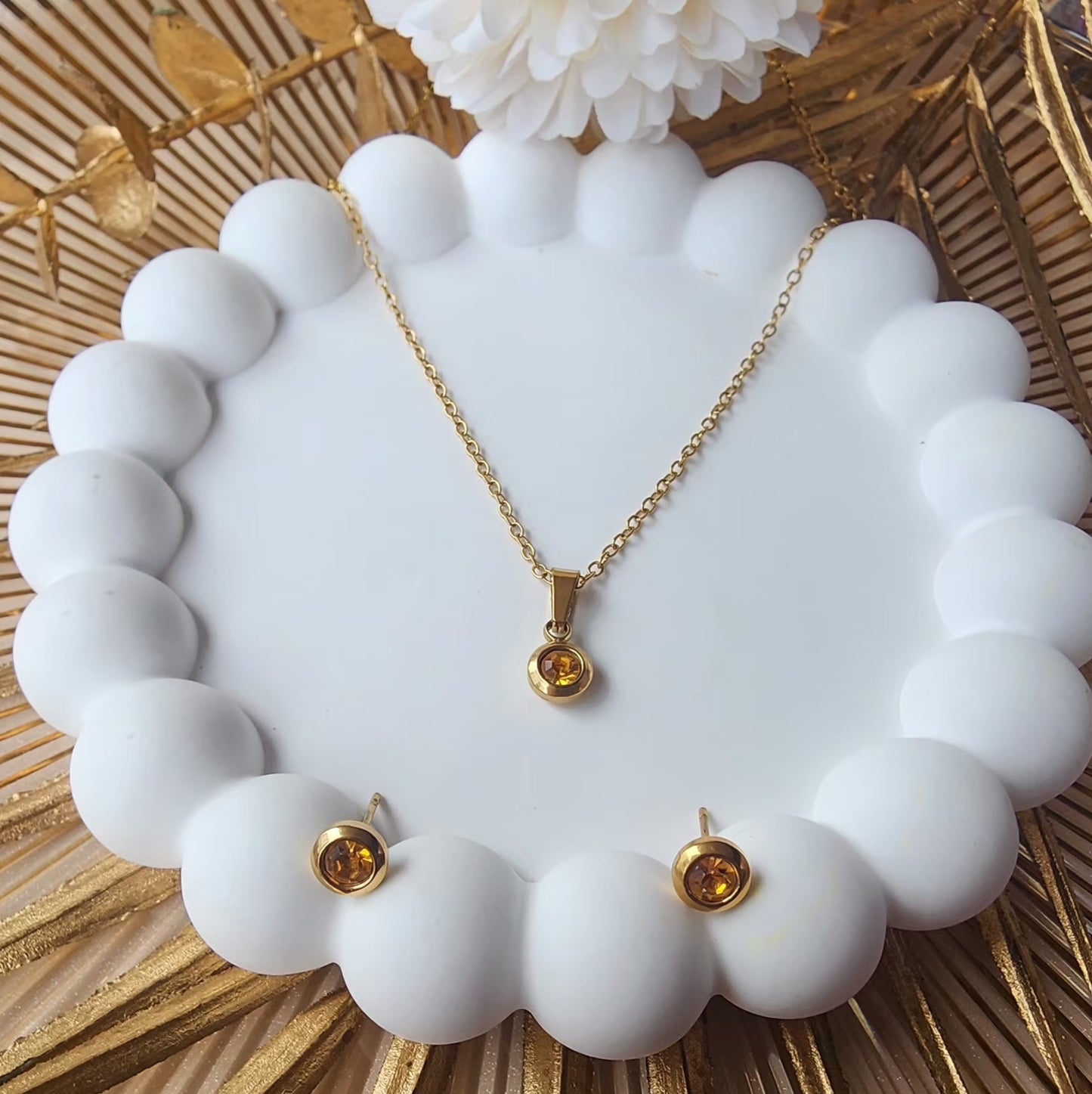 Shiza Necklace Set