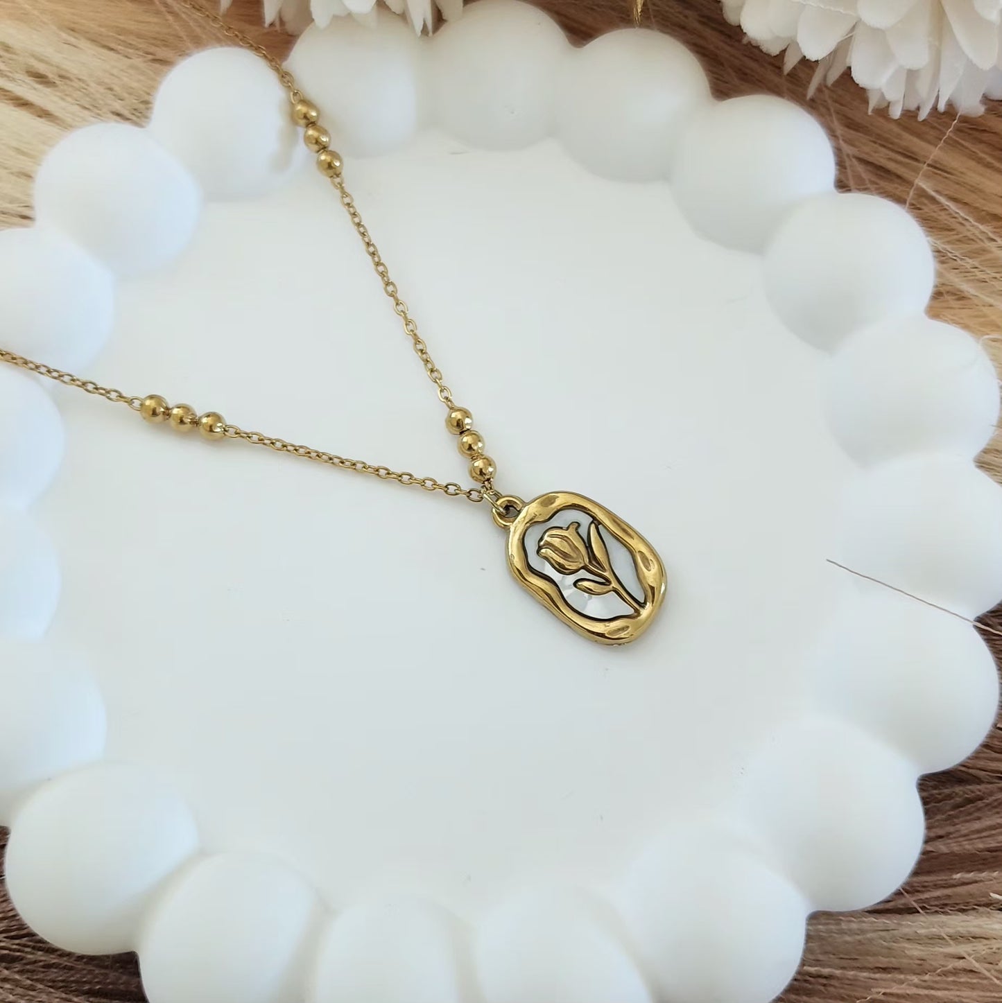 Hana Pendant