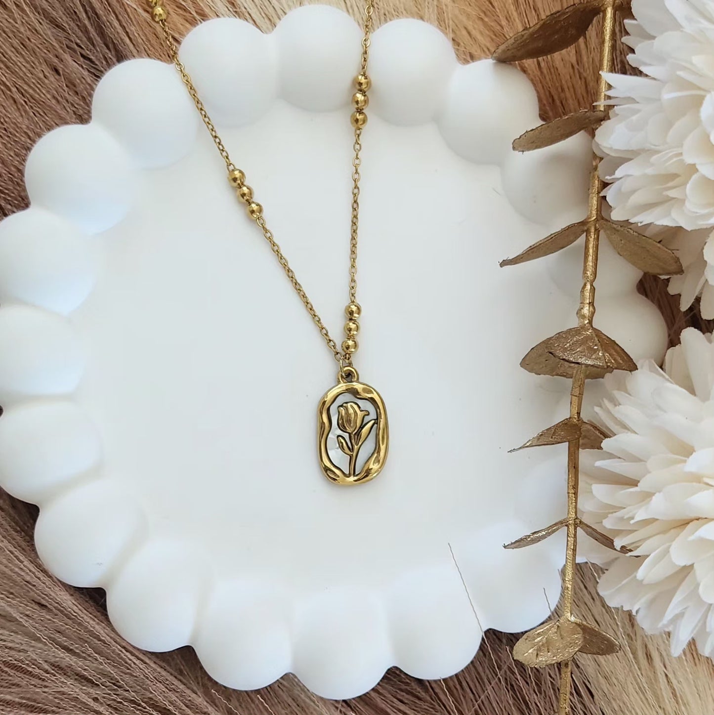 Hana Pendant