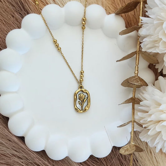 Hana Pendant