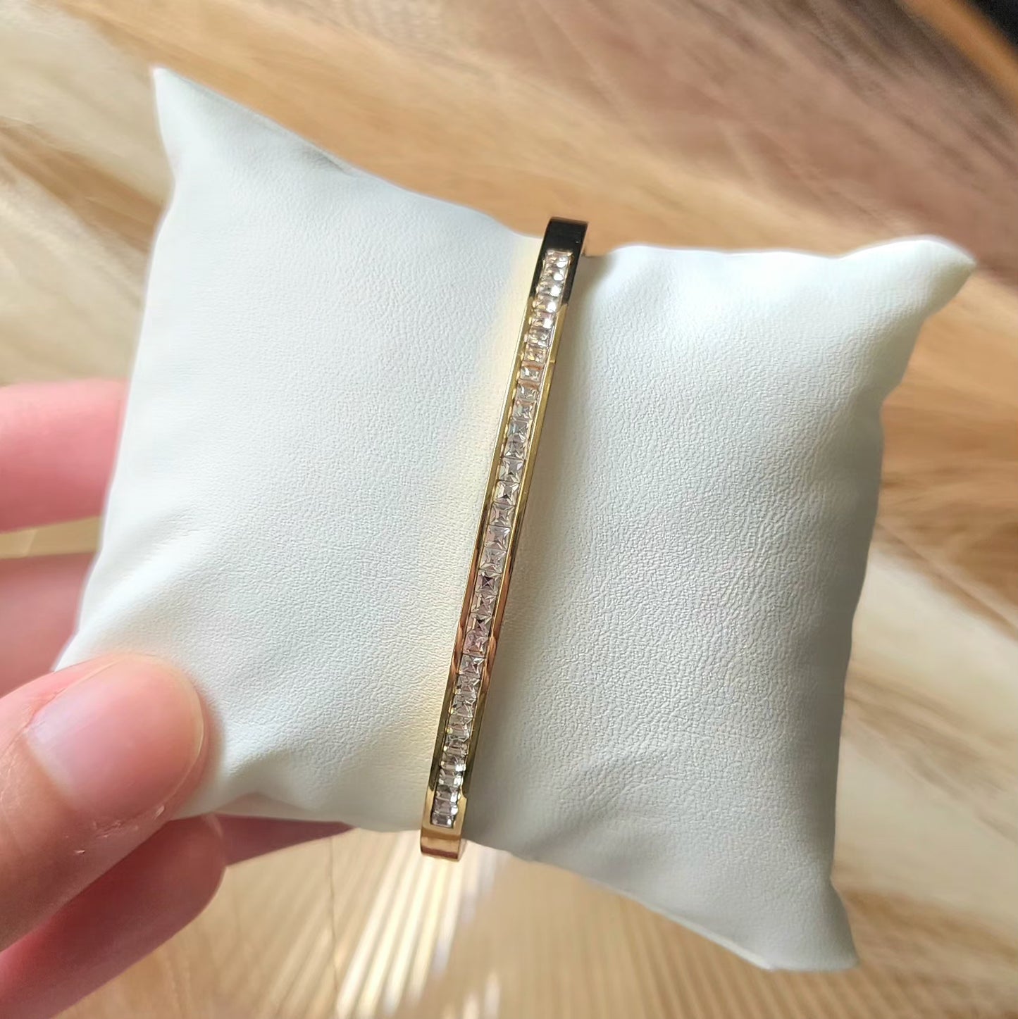 Aliya Bangle